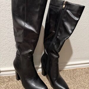 Elegant Black Knee-High Women's Boots